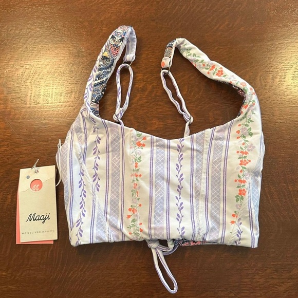 maaji bikini - Picture 1 of 3